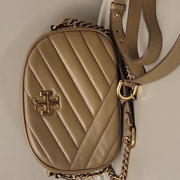 Tory Burch Handbags - Sold! Tory Burch Quilted Crossbody Bag